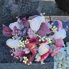 Artificial Grave Flowers - Cream Rose &amp; Burgundy Foilage