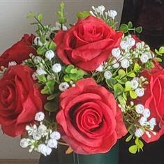Design 2 - Red Rose &amp; Gypsophilia Posy