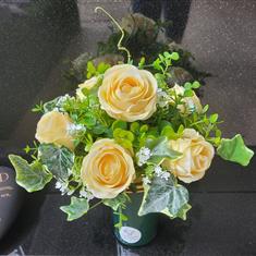 Design 9 - Lemon Rose Posy