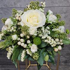 Fresh Flower Posy - Cream and Green 