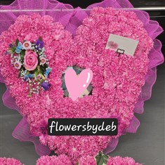 Giant artificial heart photo funeral tribute 
