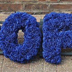 HIRE - POPS artificial blue carnation lettering 