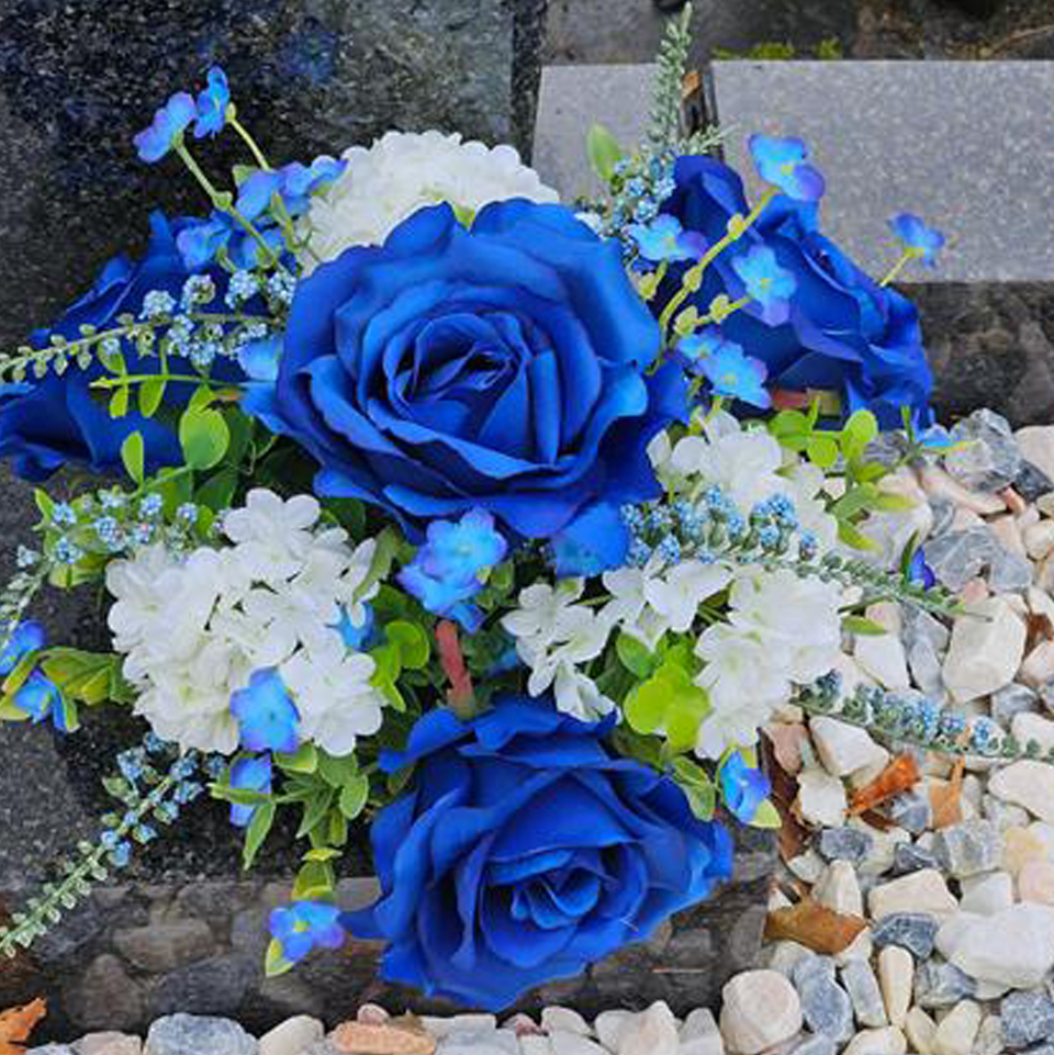 Artificial Grave Pots